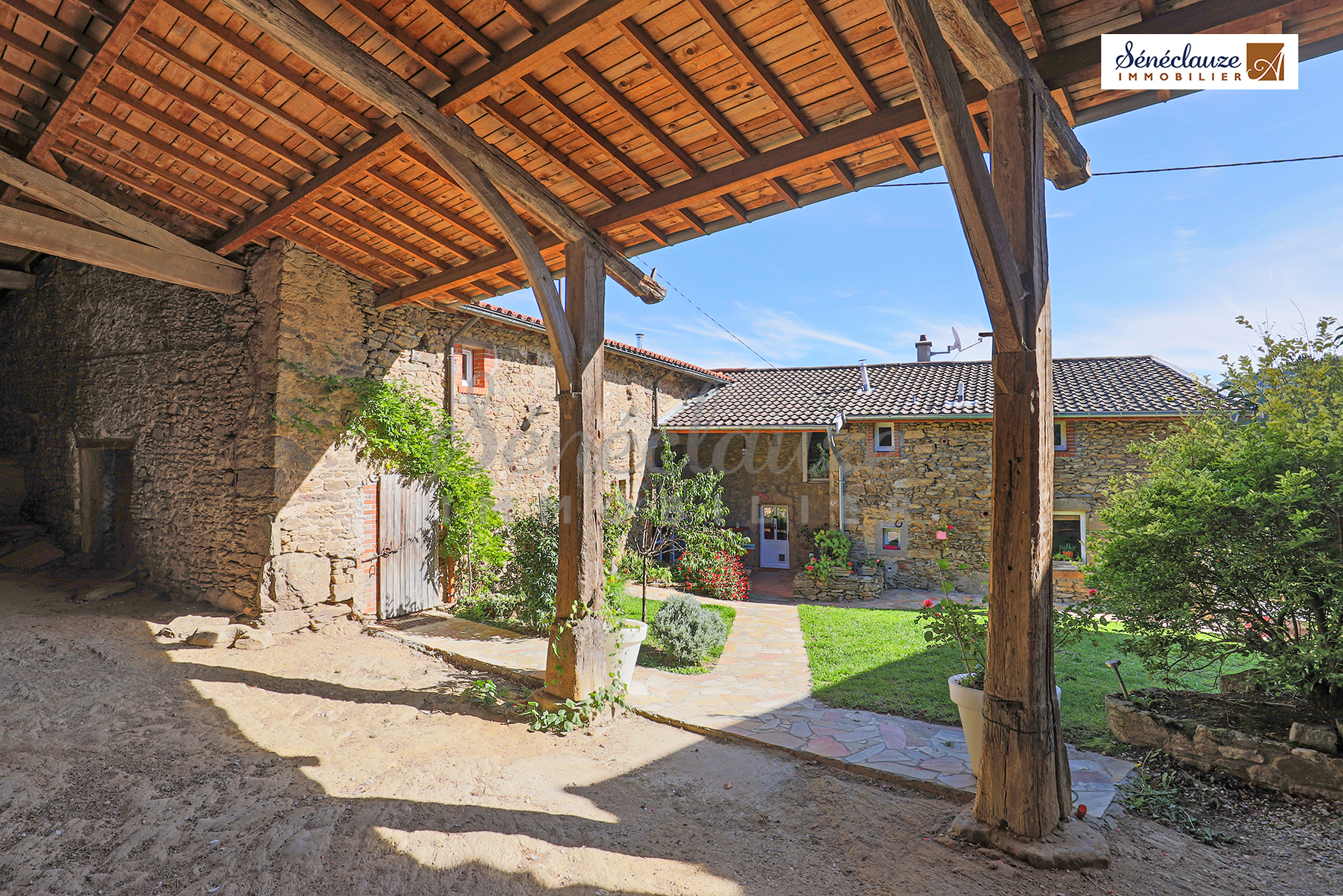 MAISON RÉNOVÉE 7 CHAMBRES + LOCAL PROFESSIONNEL