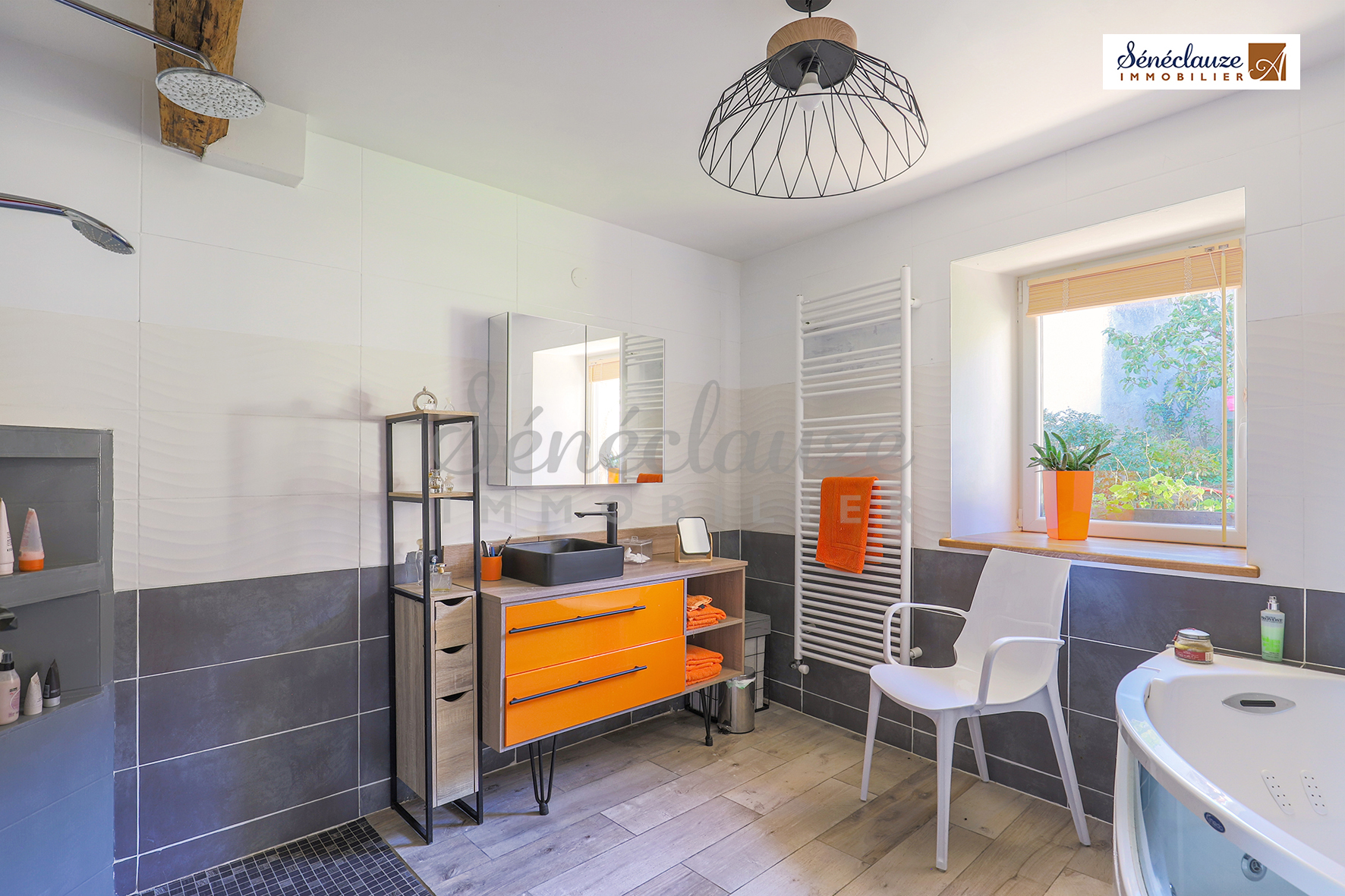 MAISON RÉNOVÉE 7 CHAMBRES + LOCAL PROFESSIONNEL