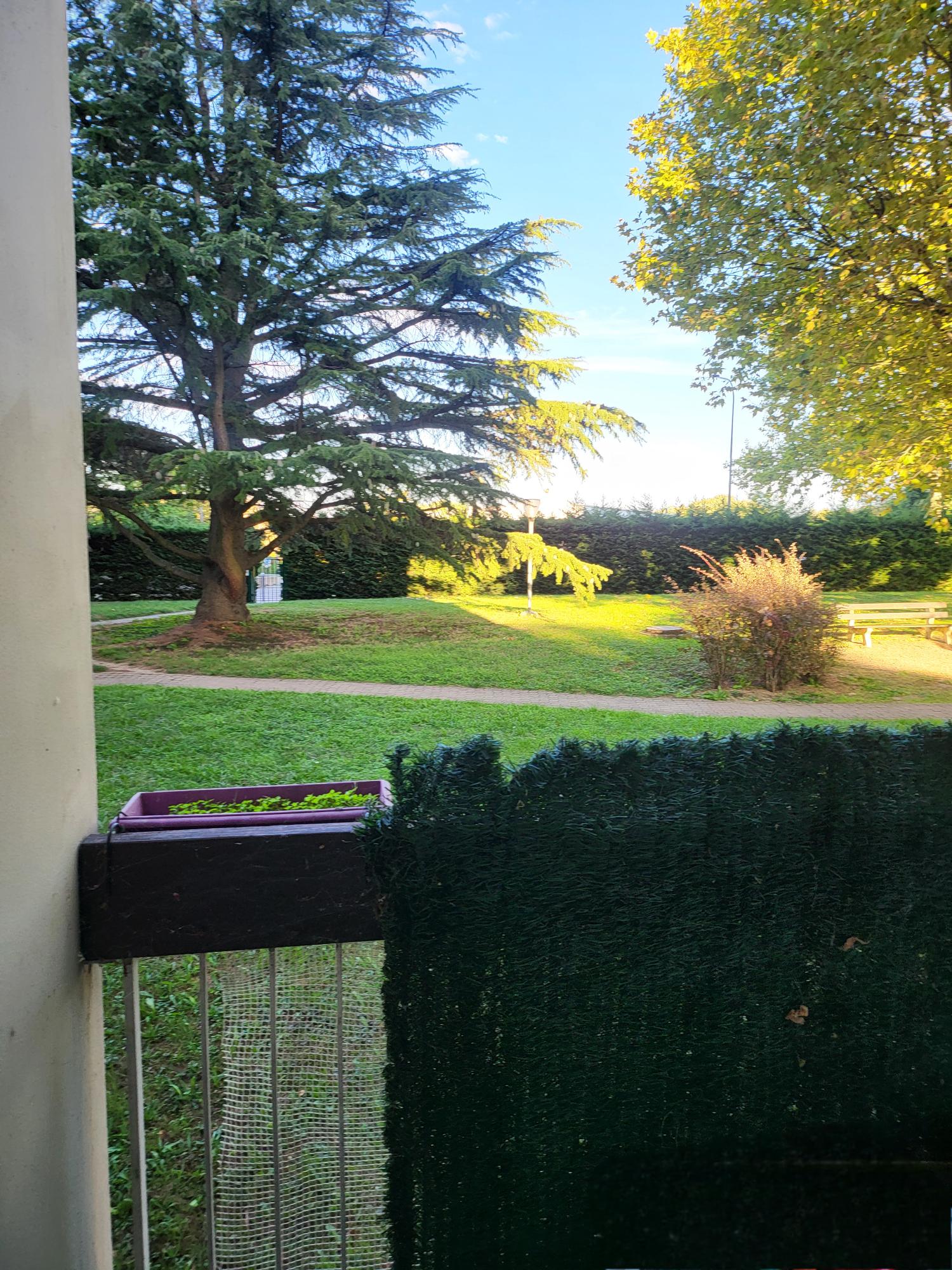 APPARTEMENT T3 + PARKING ET CAVE