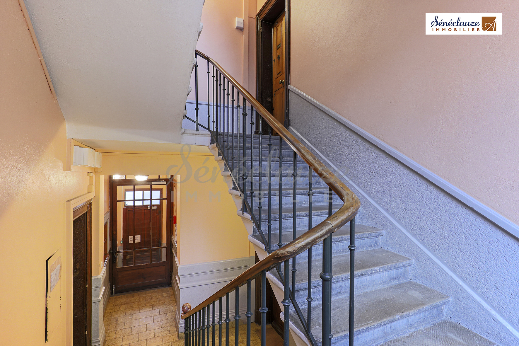 APPARTEMENT T2 EN PLEIN COEUR DE LYON 9EME