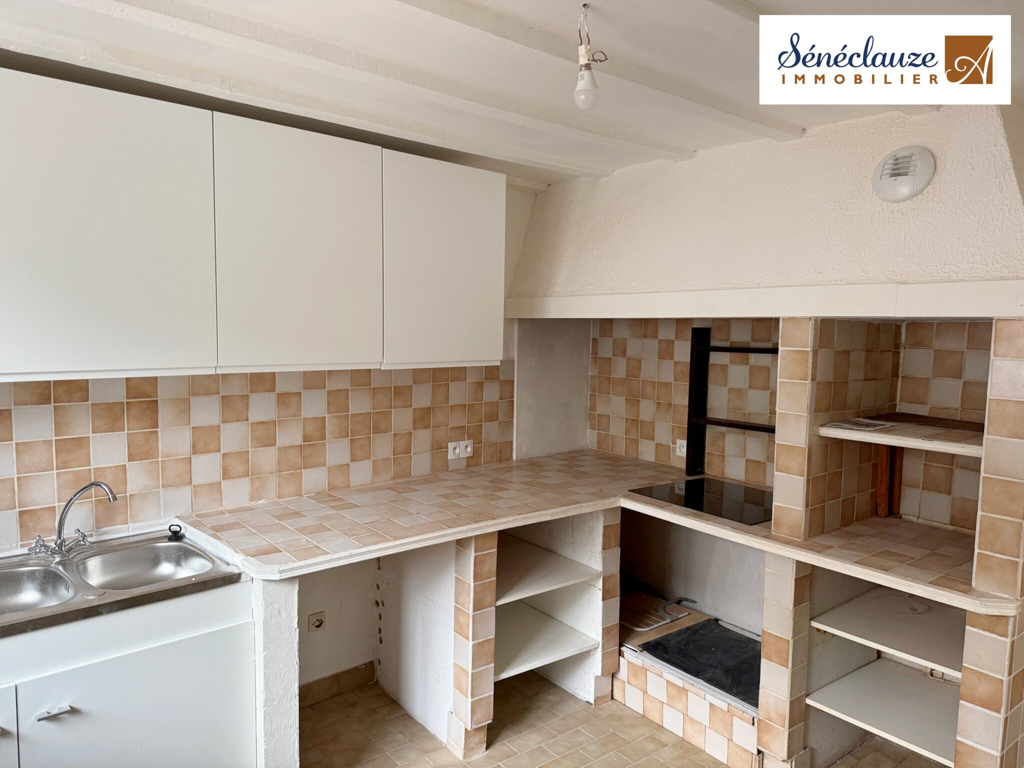 MAISON 3 CHAMBRES NON MEUBLÉE