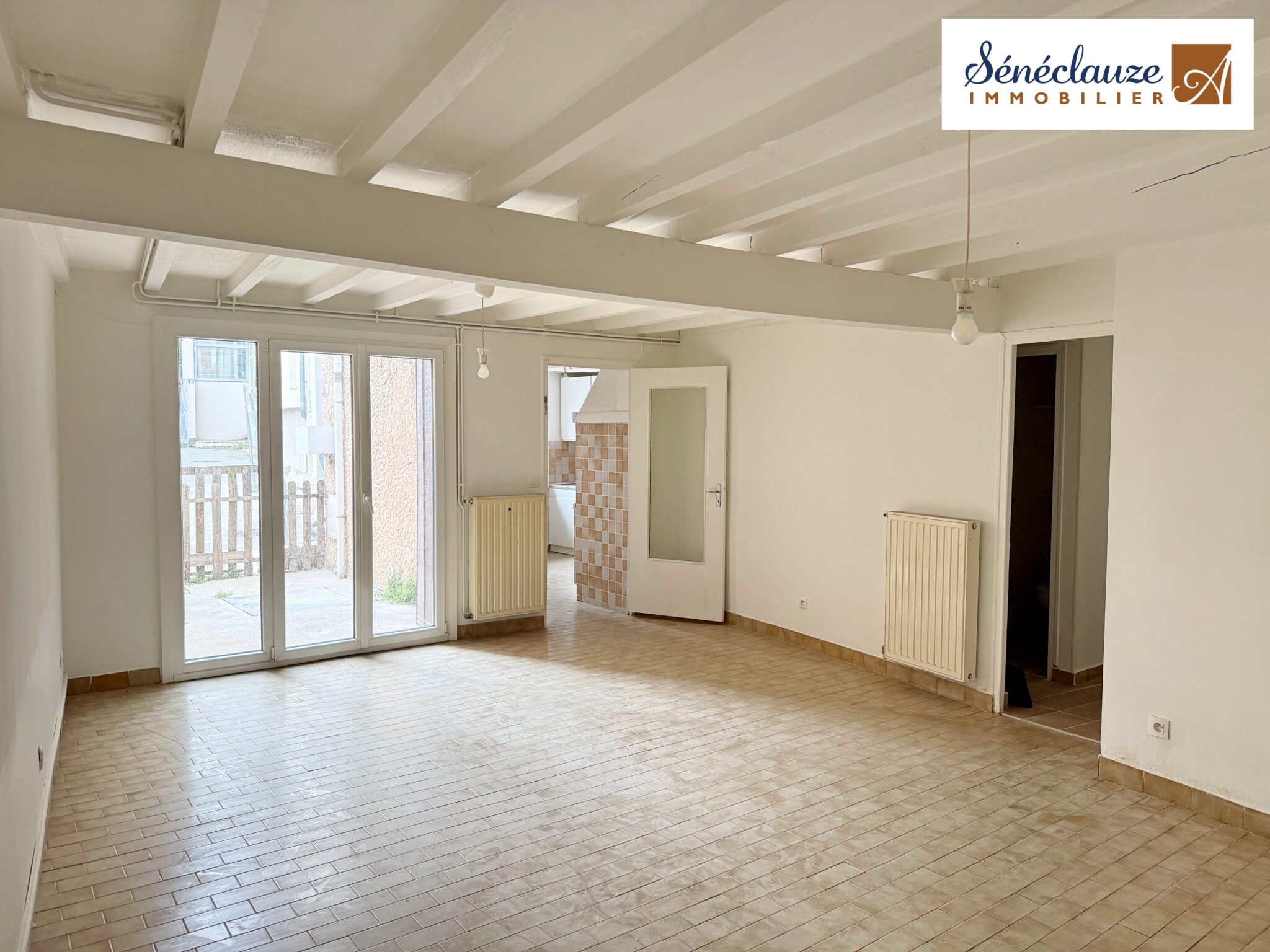 MAISON 3 CHAMBRES NON MEUBLÉE