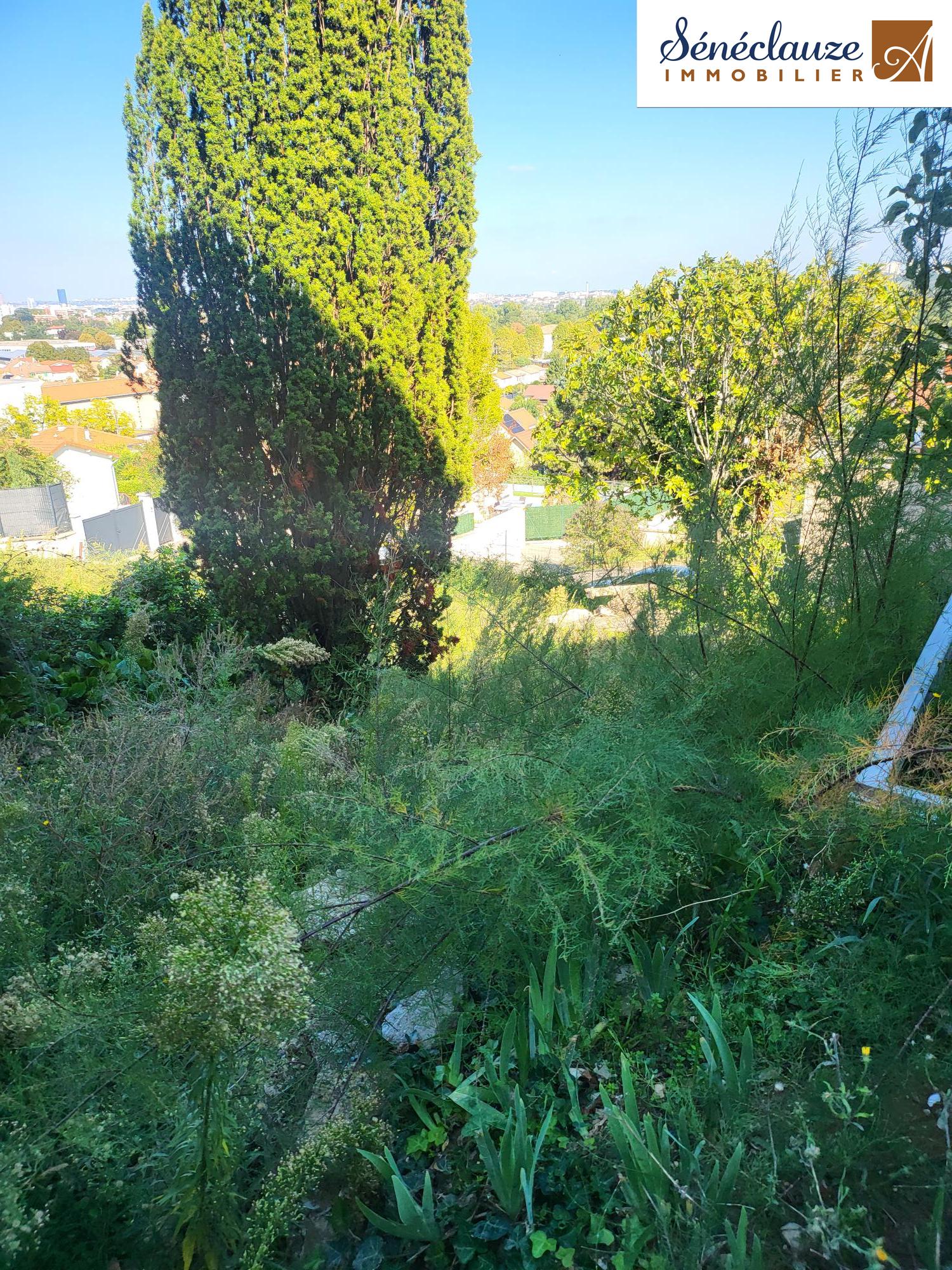 TERRAIN CONSTRUCTIBLE ET VIABILISÉ