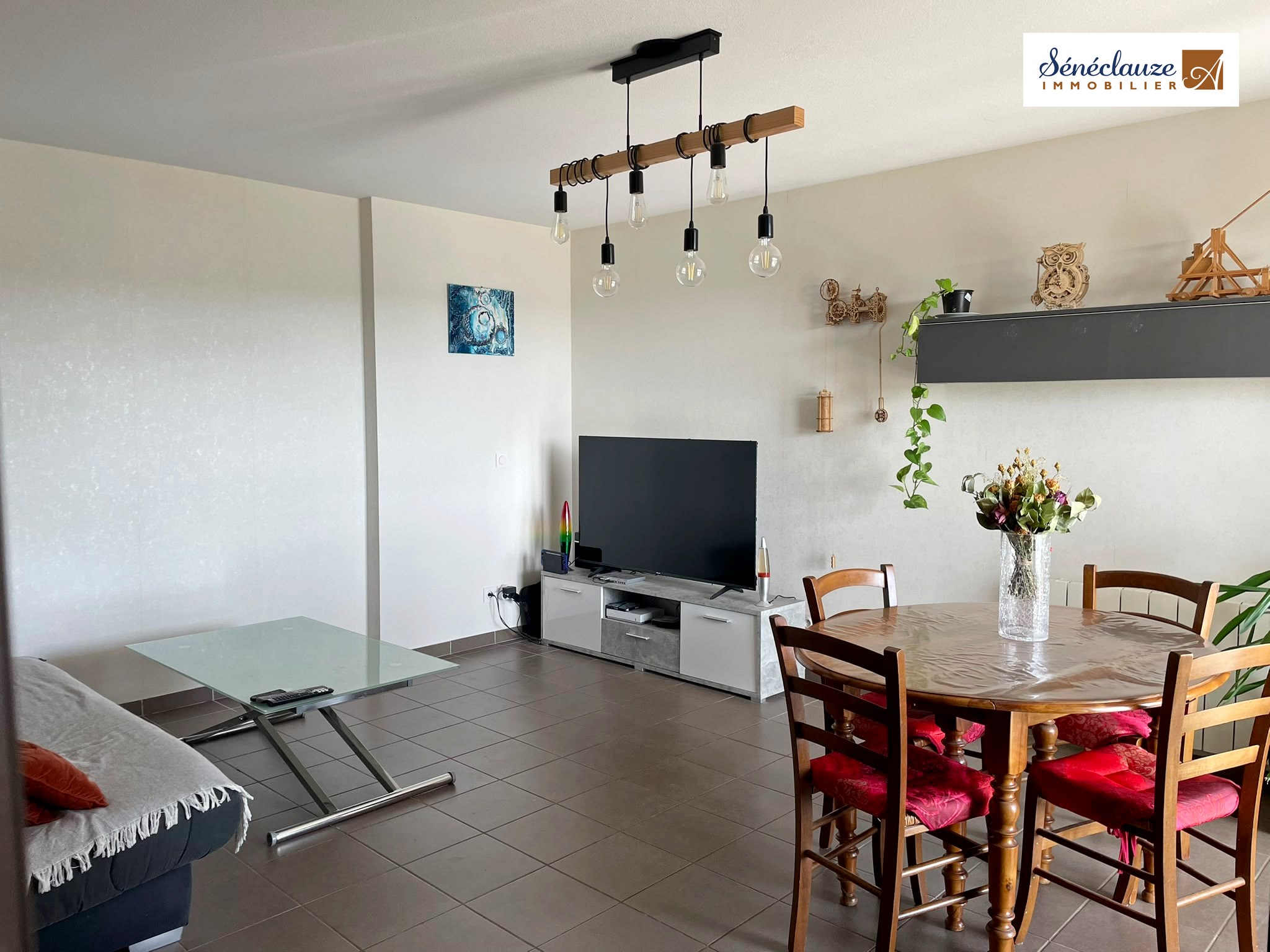 APPARTEMENT T3 RÉNOVÉ AVEC TERRASSE ET GARAGE