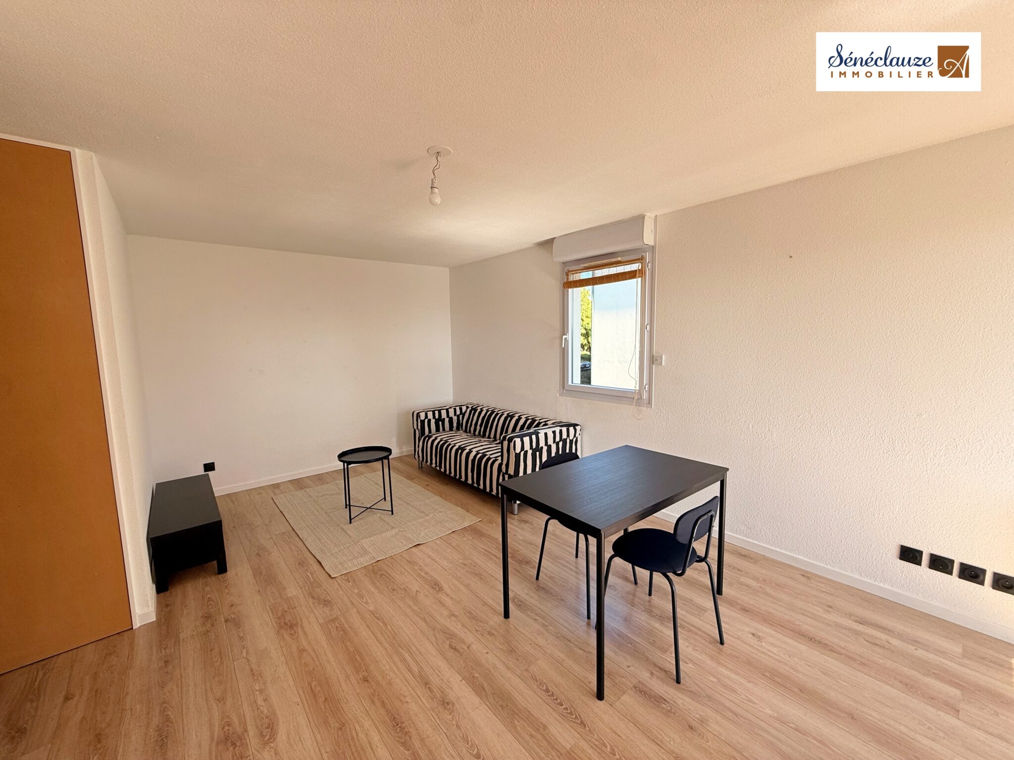 APPARTEMENT T2 MEUBLÉ + BALCON, GARAGE ET PISCINE